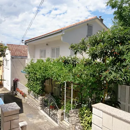 Διαμέρισμα With Wifi Selce, Crikvenica - 5498
