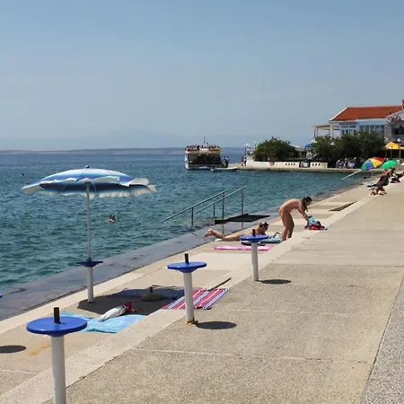 Apartments With Wifi Selce, Crikvenica - 5498 *