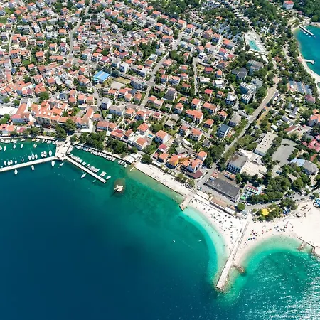 Apartments With Wifi Selce, Crikvenica - 5498 *