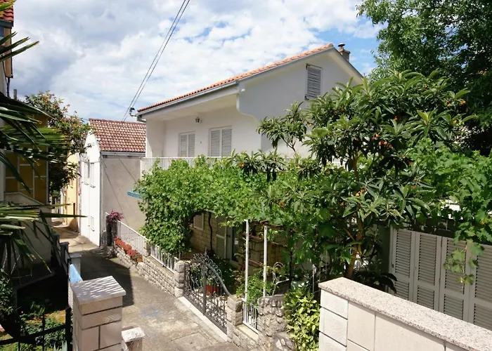 Apartament With Wifi Selce, Crikvenica - 5498